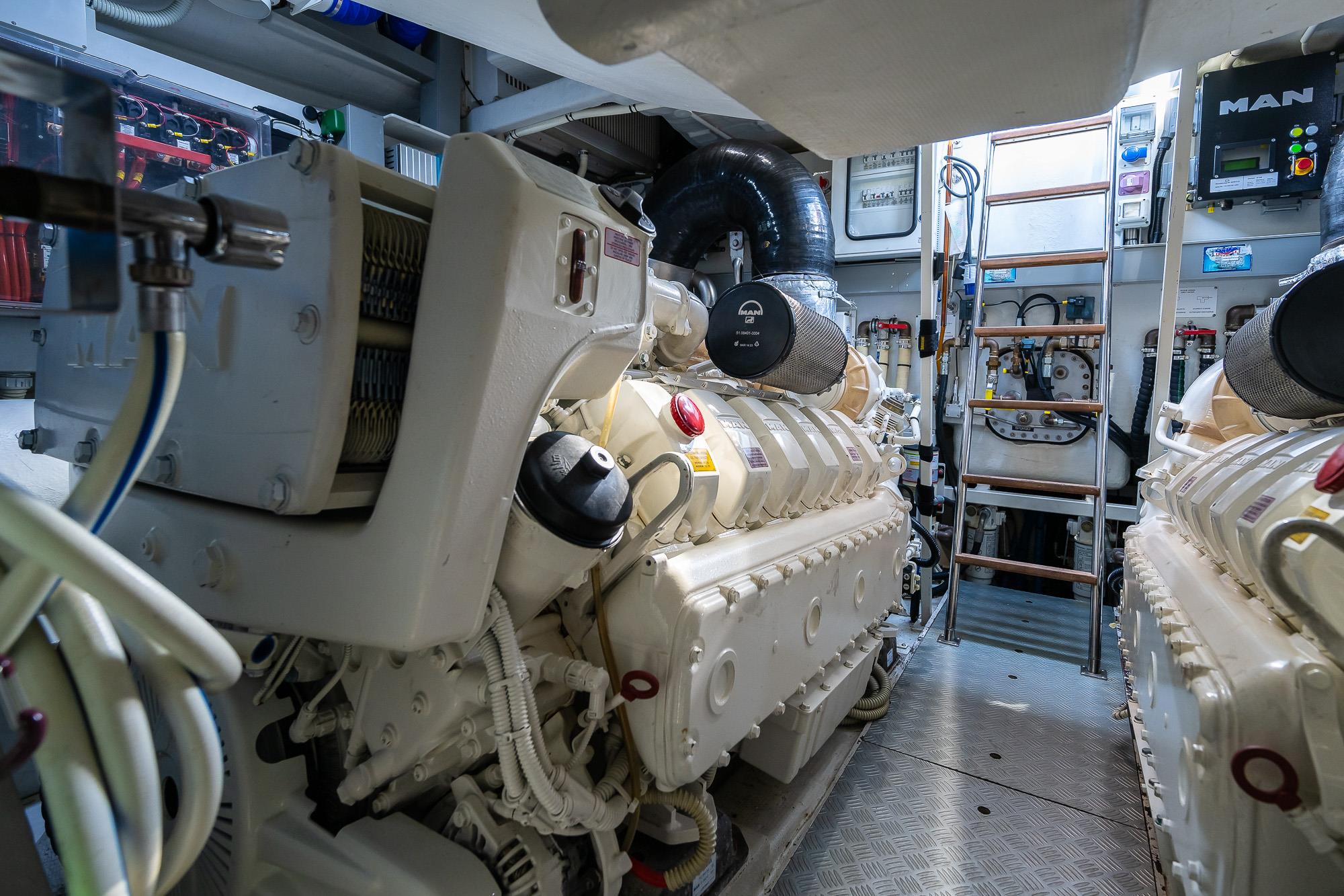 2016 RIVA 63' VIRTUS 